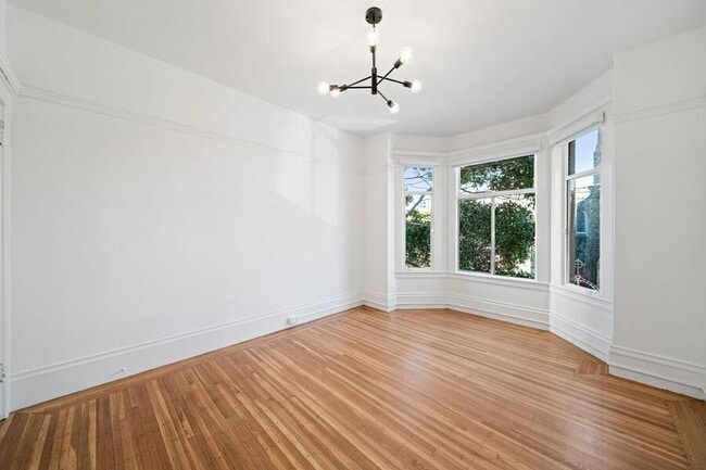 Photo - 1619 Gough St Apartment