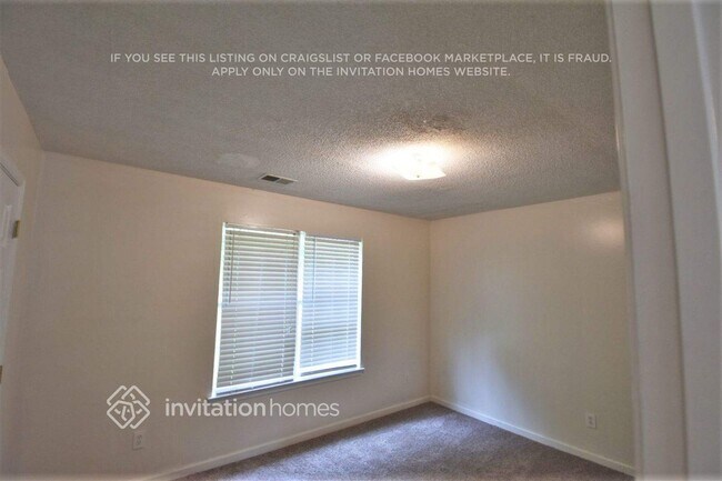 Foto del edificio - 464 Gresham Dr