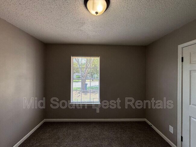 Building Photo - 4624 Gum Springs Rd
