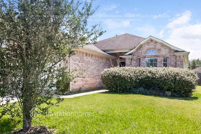 Foto principal - 2023 Kashmere Spring Ln