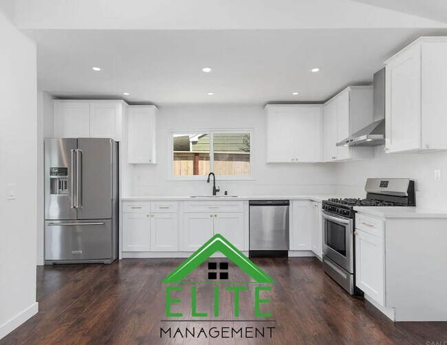 Foto del edificio - Beautifully Updated 3 Bedroom, 2 Bath Home...