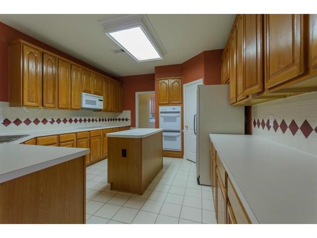 Building Photo - 2613 Owl Creek Dr