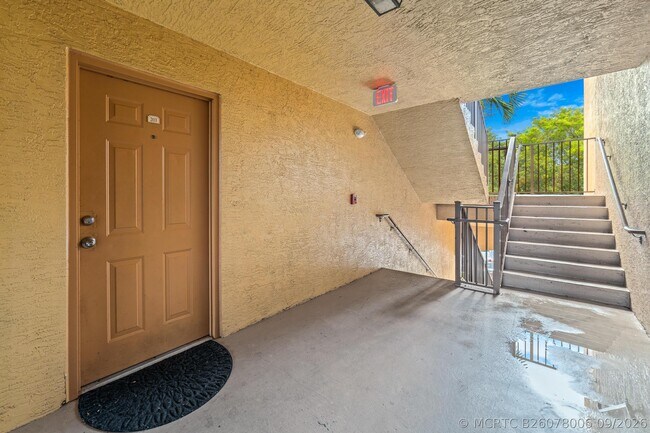 Foto del edificio - 4151 San Marino Blvd
