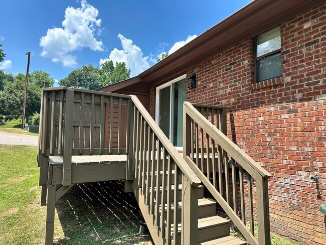 Building Photo - Seclusion Court Apartments