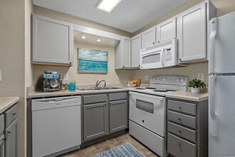 Building Photo - 3703 Clay Pond Rd