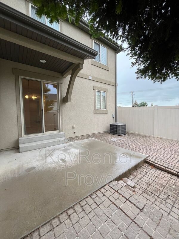 Building Photo - 1548 W 740 S