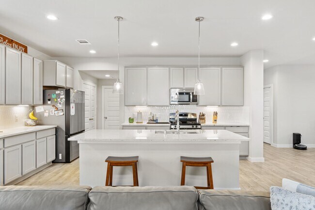 Foto del edificio - 8114 Vida Costa Dr