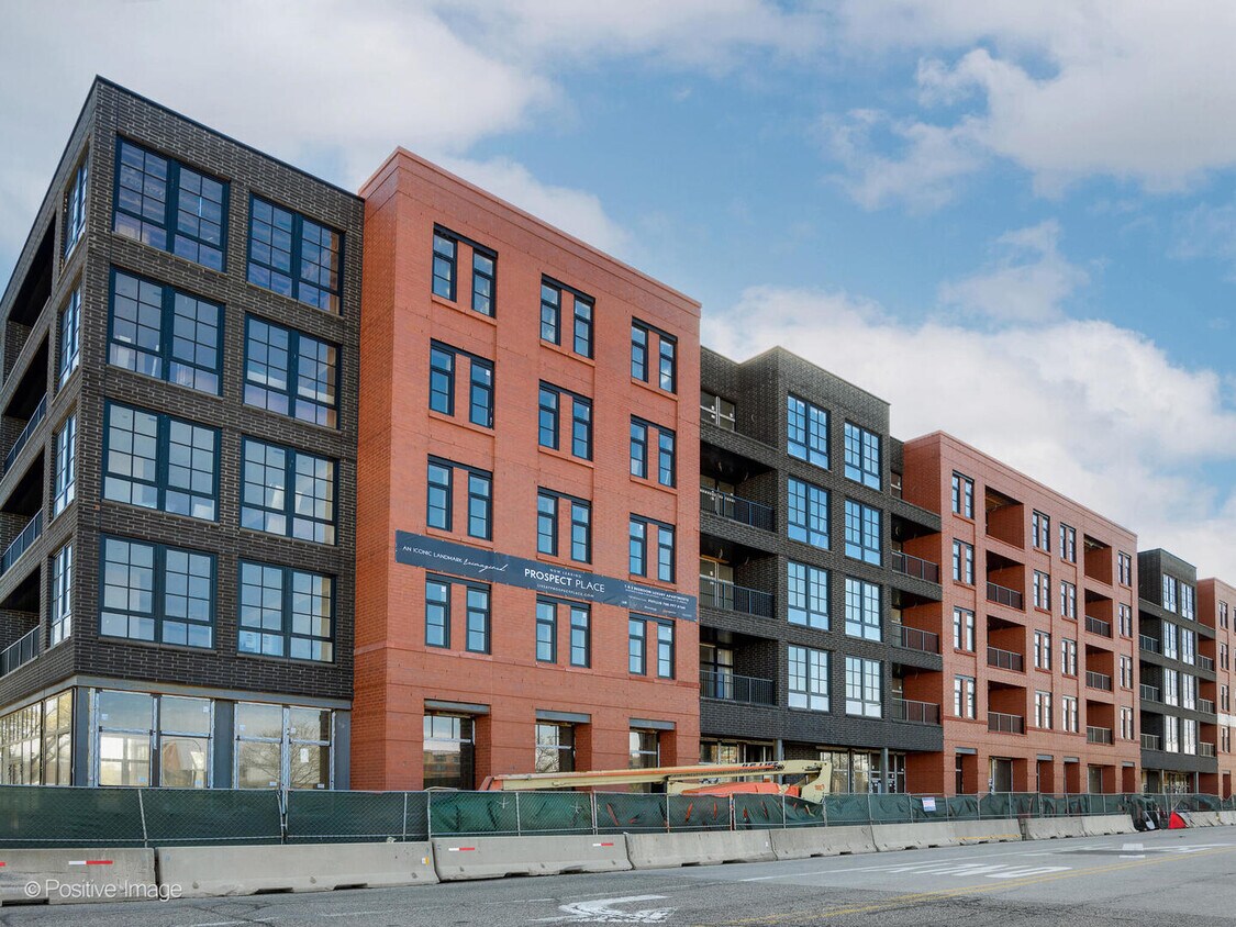 Foto principal - 11 E Prospect Ave