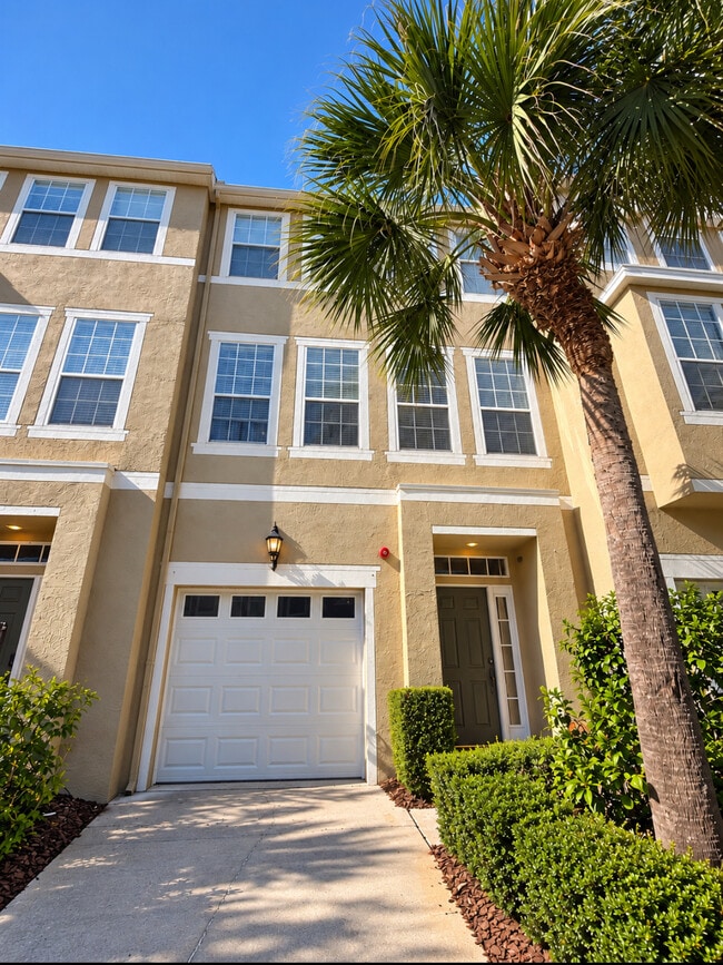 Building Photo - 3015 Bayshore Pointe Dr