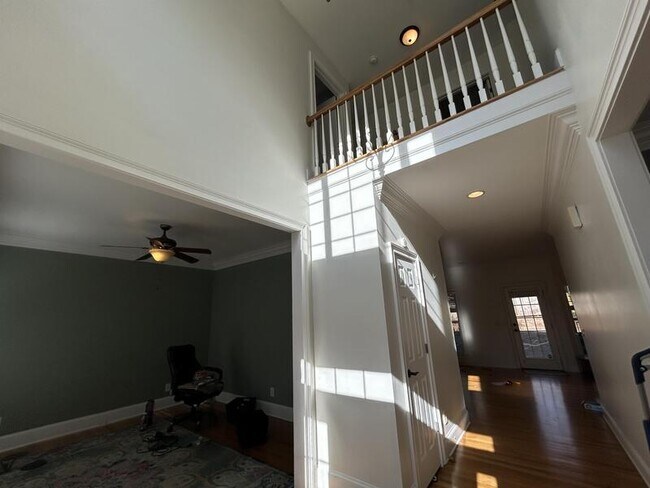 Building Photo - 301 Wescott Dr