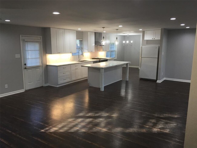Foto del edificio - 835 St George Ln