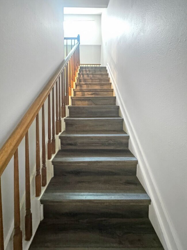 Building Photo - Alamo Heights 3 bedroom!!!