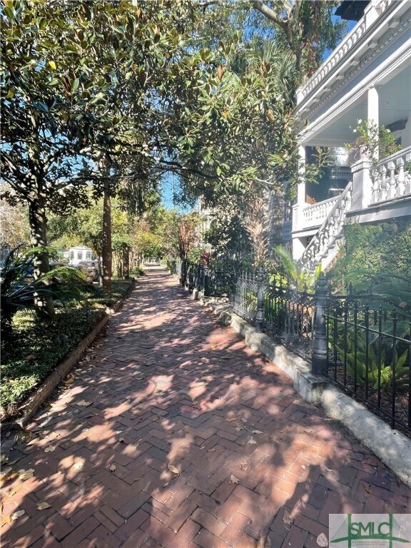 Primary Photo - 312 E Huntingdon St