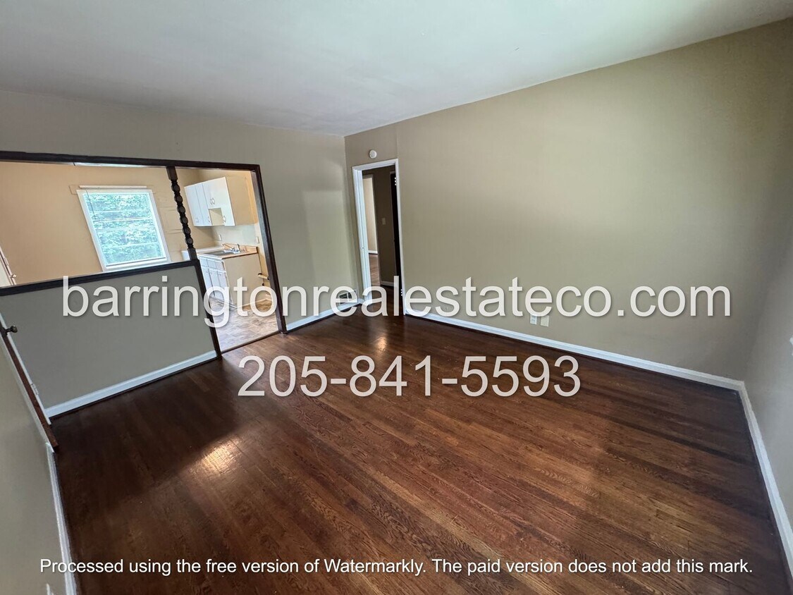 Building Photo - 1224 Maple St