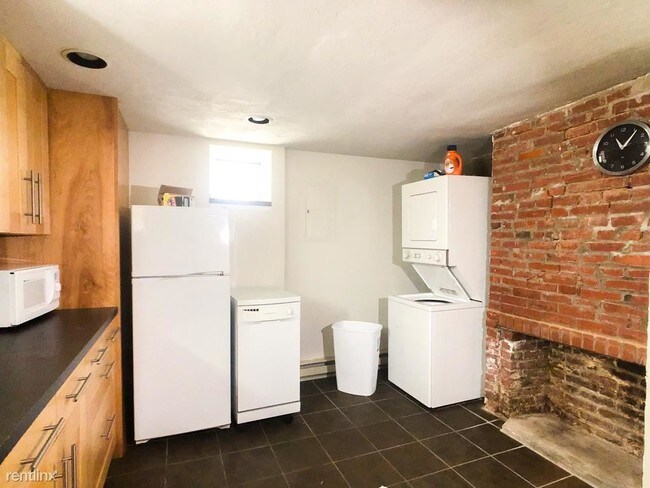 Foto del edificio - 318 Butler Ave