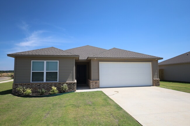 Building Photo - 5400 Orchard Pass