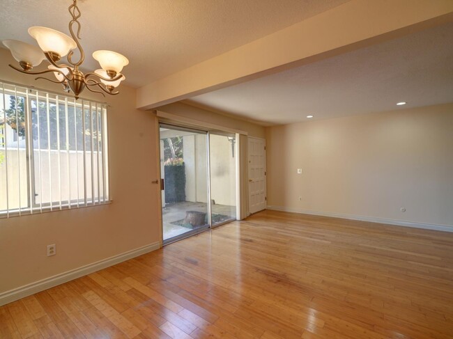 Foto del edificio - 1750 Prefumo Canyon Rd