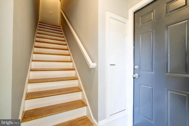 Photo - 1141 Owen Pl NE Apartment