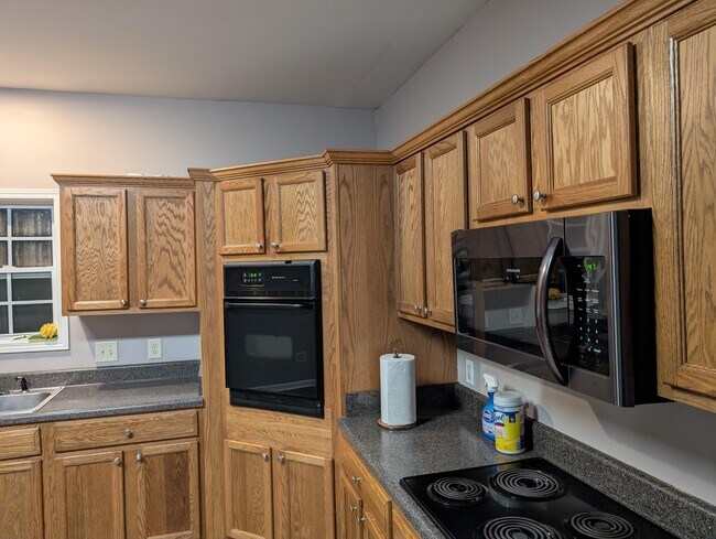 Foto del edificio - 1066 Margaret Pl NW