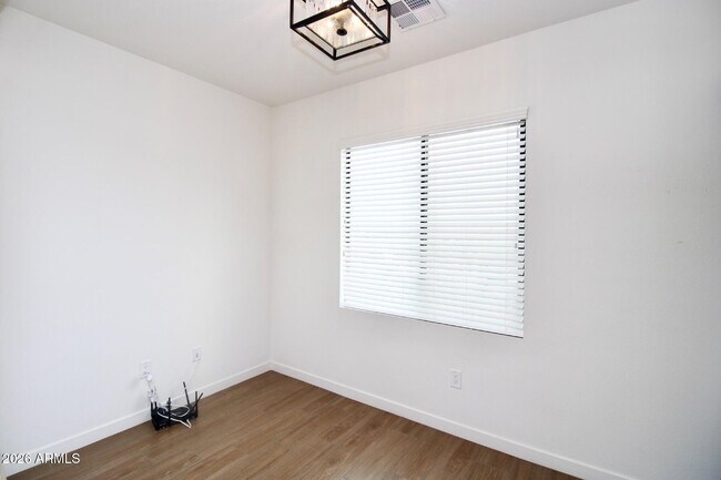 Foto del edificio - 2511 W Queen Creek Rd