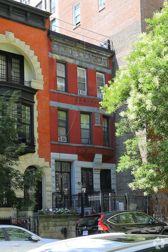 Primary Photo - 256 W 75th St