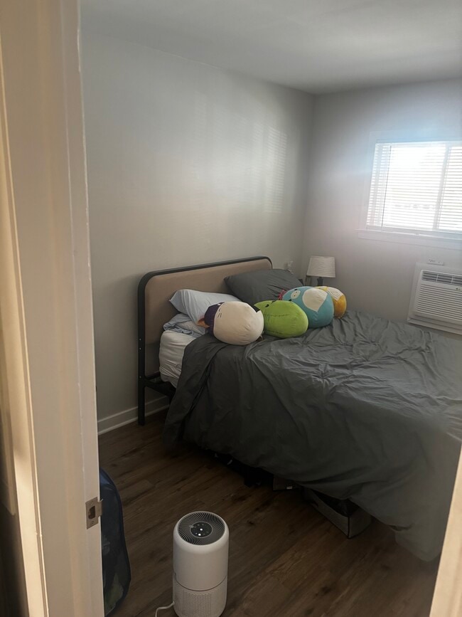 Building Photo - 1348 Brown St