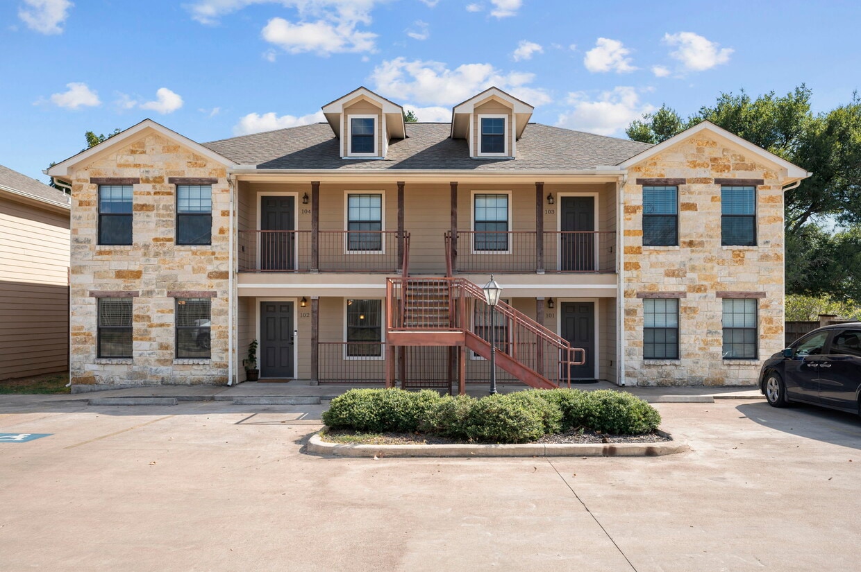 Reserve on Sabine 606 Sabine St Brenham, TX Apartments for Rent in