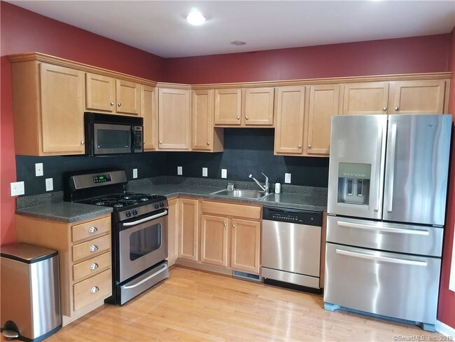 Building Photo - 15 Great Oak Ridge Way