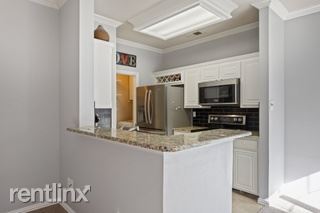Building Photo - 1 br, 1.5 bath House - 2318 Southlake Ct