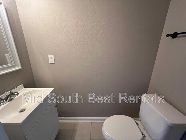 Foto del edificio - 3096 Littlefield Cove