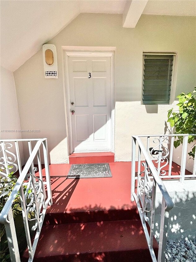 Primary Photo - 42 Majorca Ave