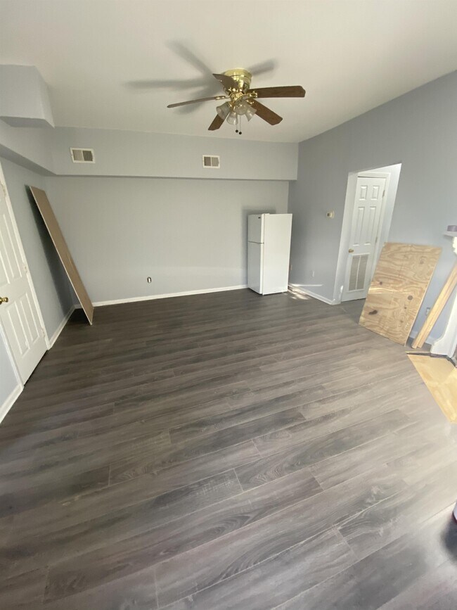 Foto del edificio - 2301 N Calvert St