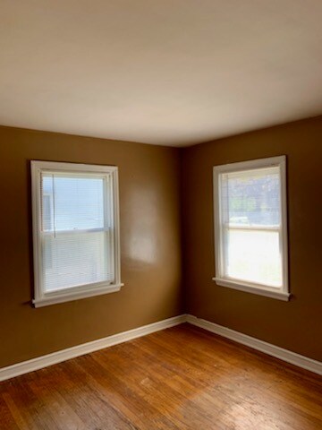 Building Photo - 2714 W Villard Ave