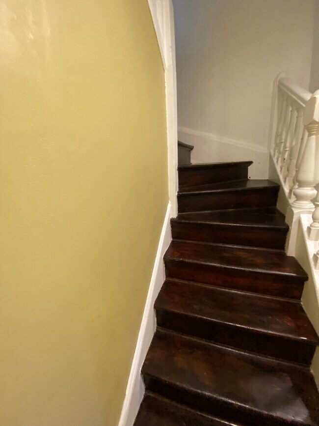 Foto del edificio - 104 N Forest Ave
