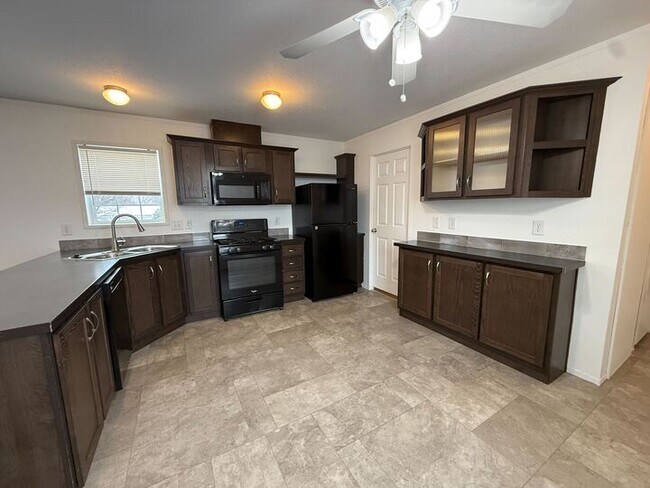 Building Photo - 71631 Heather Ct