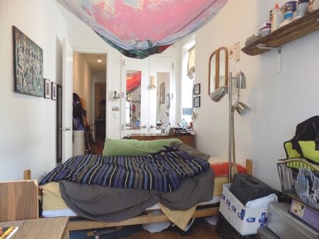 Foto principal - 301 Throop Ave