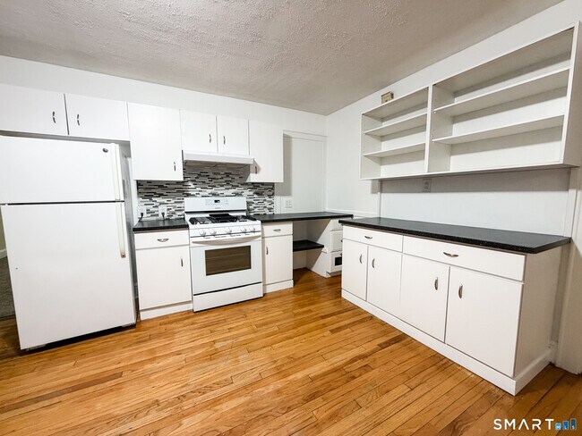 Building Photo - 23 Wiklund Ave