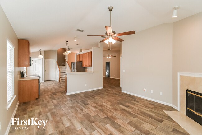 Foto del edificio - 680 Timbermill Ln