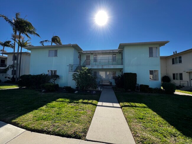 Building Photo - 3034 Luna Dr