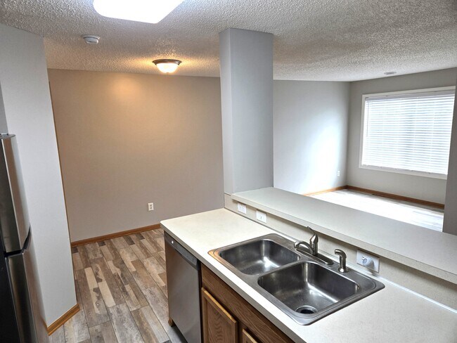 Foto del edificio - 7077 139th Ave NW