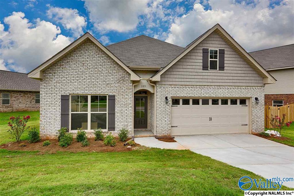 Primary Photo - 325 Acorn Grove Ln SW