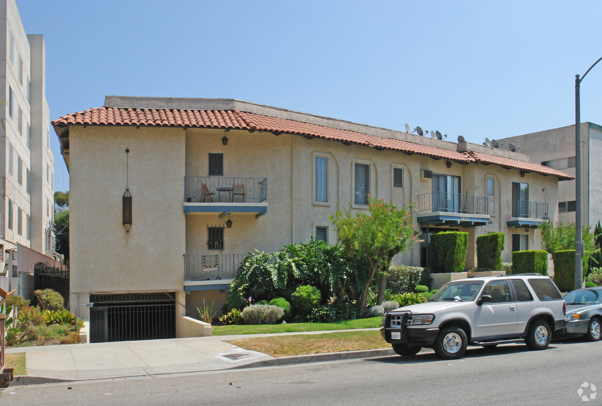 Building Photo - Lee Apartments