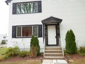 Building Photo - 49 Fort Hill Ave
