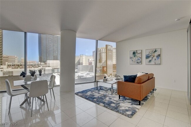 Building Photo - 3726 S Las Vegas Blvd