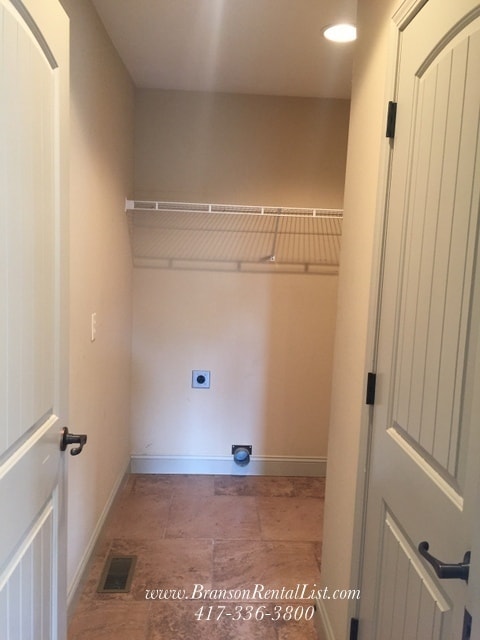 Foto del edificio - Fresh New Look - 4BR 21/2 Bath