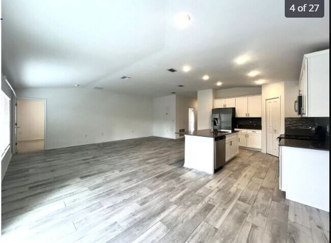 Building Photo - 4 Bedroom 2 bath home in the Preserves at LPGA for RENT!