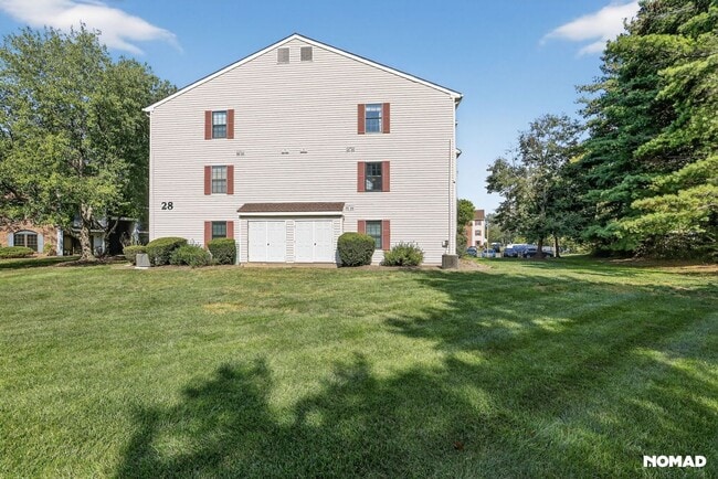 Building Photo - 30 Scherer Ct