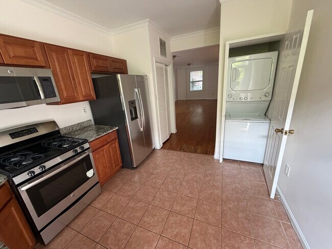 Foto del edificio - 1754 Seaton St NW
