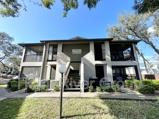 Foto del edificio - 14733 Norwood Oaks Dr