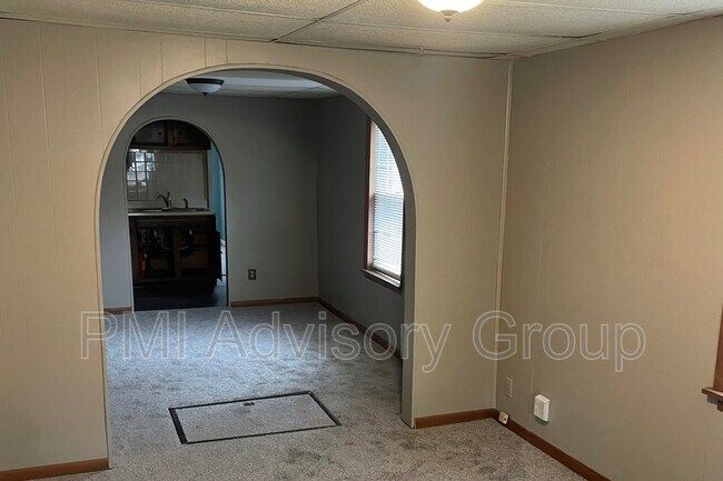 Foto del edificio - 628 NE Oakland Ave